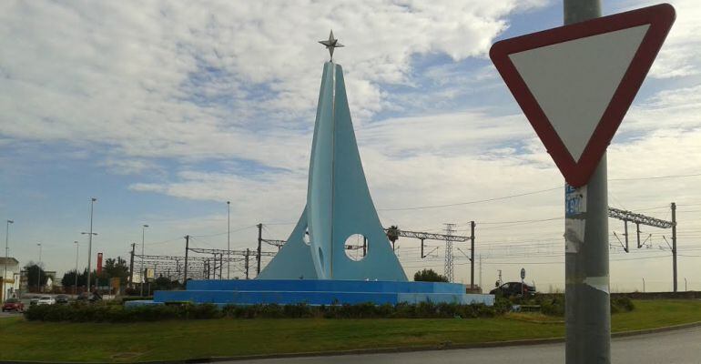 La actual glorieta con silueta de vela, que desaparece con el nuevo proyecto