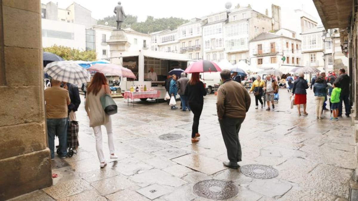 Carlos Ferrás: “Las cabeceras de comarca son un centro de servicios clave donde hay que invertir con firmeza”