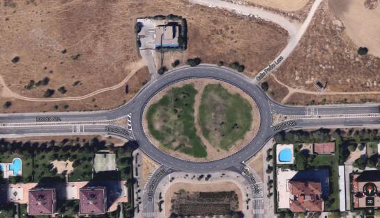 La rotonda se ubica en el barrio de Leganés Norte