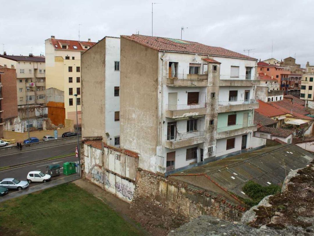 Inmueble del número 11 de la Avenida de la Feria
