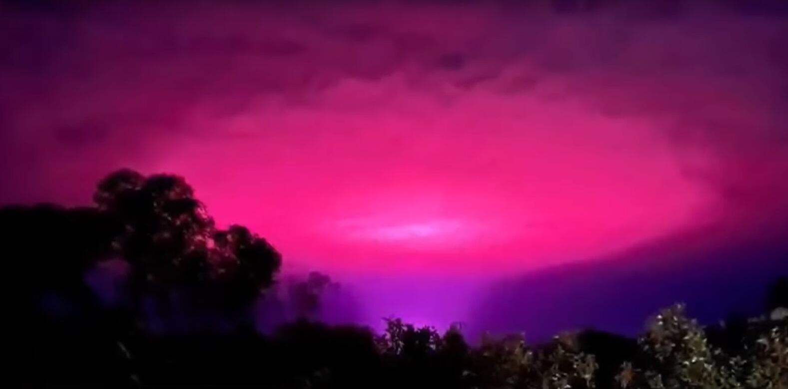 El cielo de Mildura se tiñó de rosa.