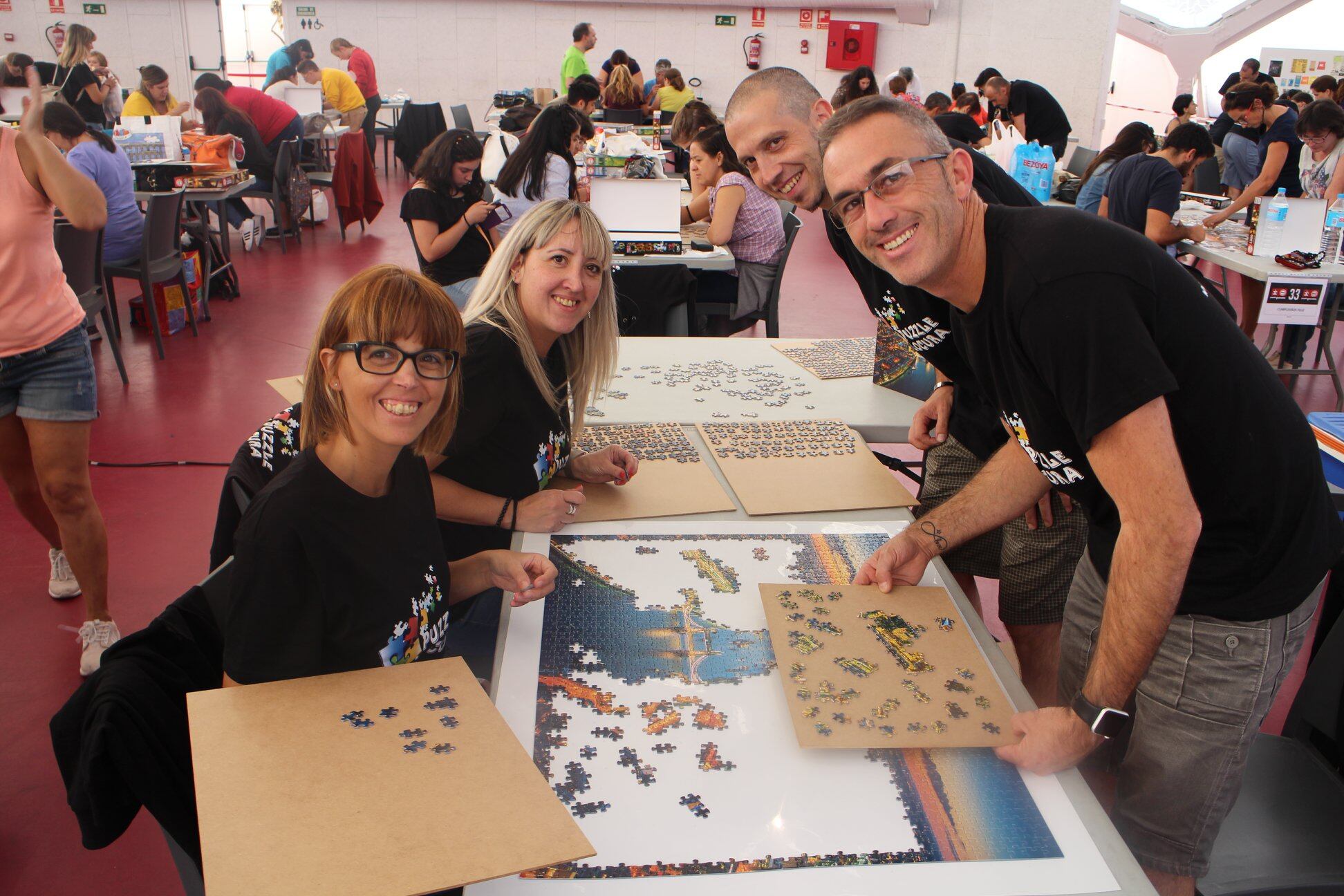 Sofia Domingos en un concurs de puzzles.