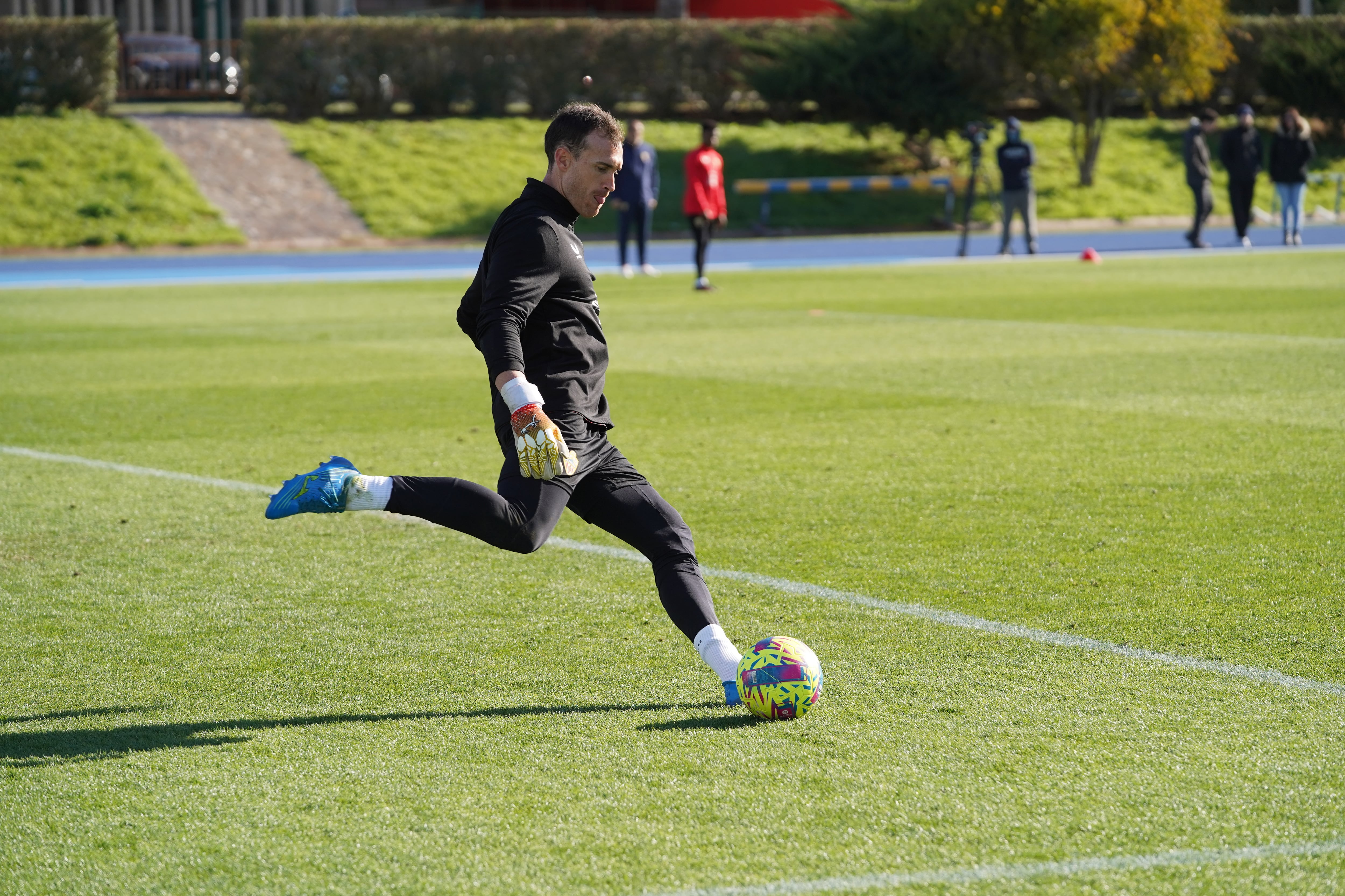 Fernando seguirá escribiendo páginas de oro en Almería.