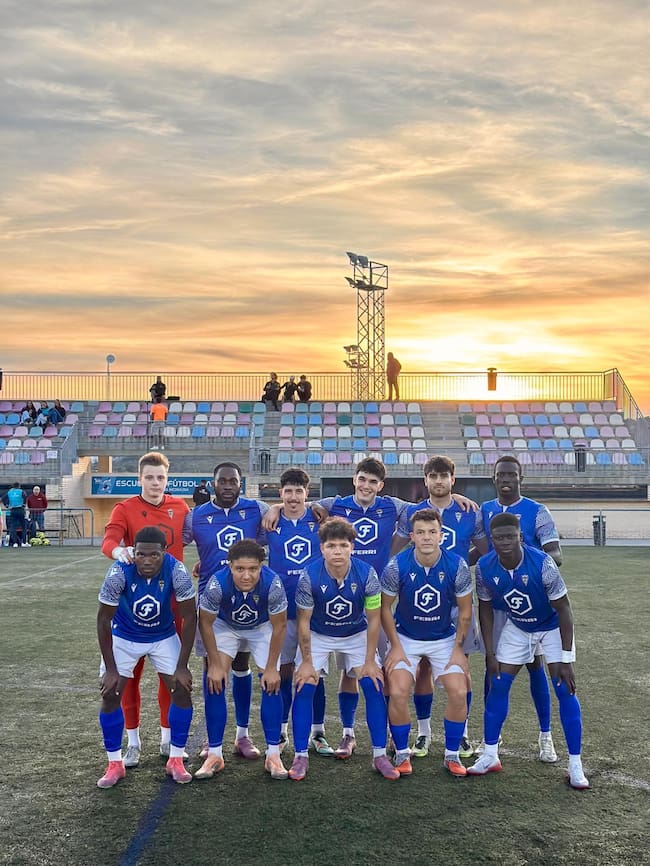 Alineación inicial del partido