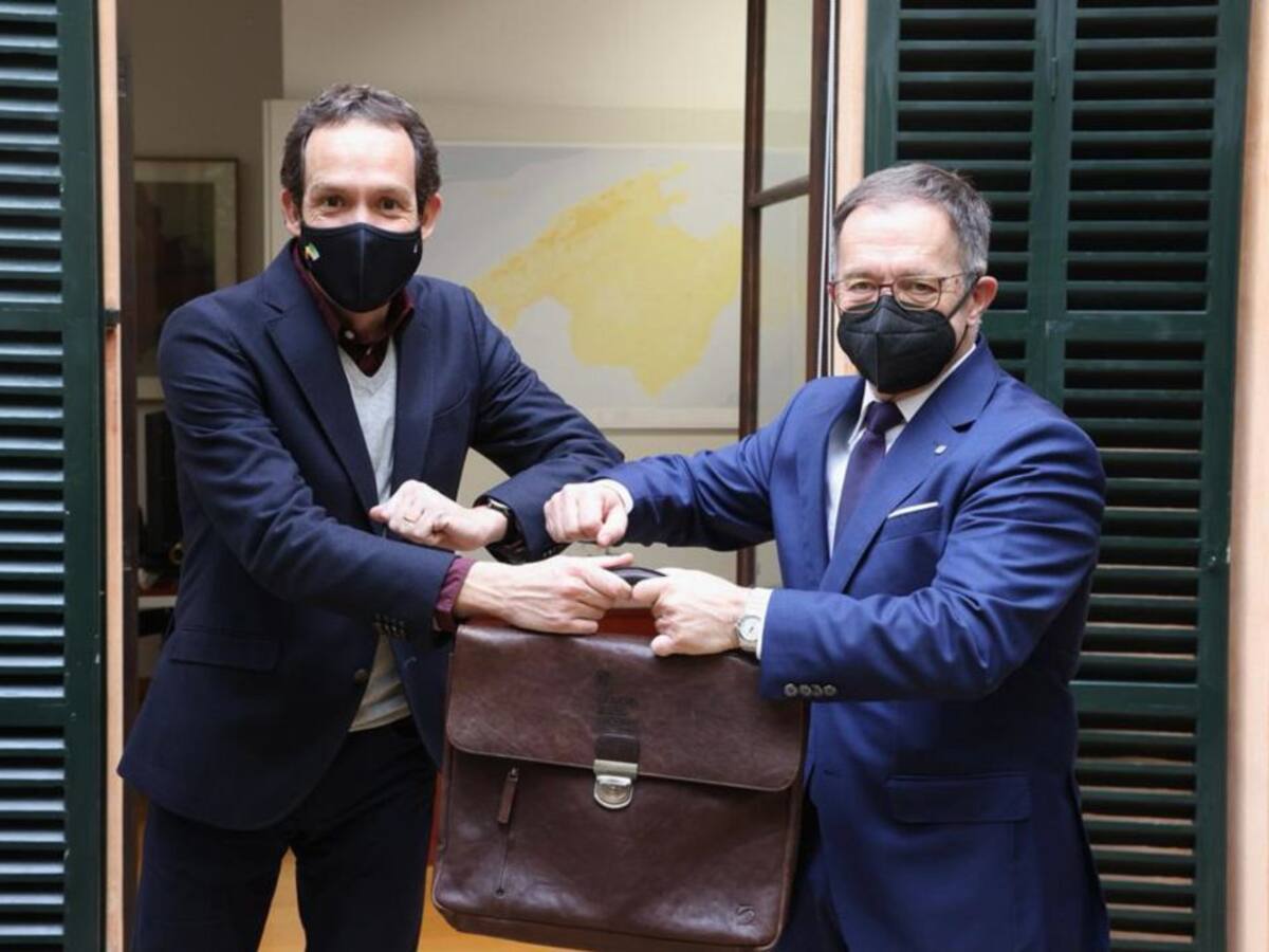 Josep Marí Ribas apuesta por ampliar la moratoria sobre la actividad en el puerto de Sant Antoni