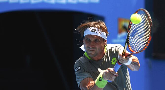 El español David Ferrer, durante el partido ante el francés Jeremy Chardy en la tercera ronda del Abierto de Tenis de Australia.