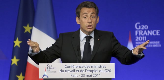 El presidente francés, Nicolas Sarkozy, pronuncia el discurso de apertura de una conferencia de ministros de Trabajo del G20 en París (Francia). Sarkozy subrayó que los acuerdos comerciales internacionales deben integrar mecanismos para garantizar el resp