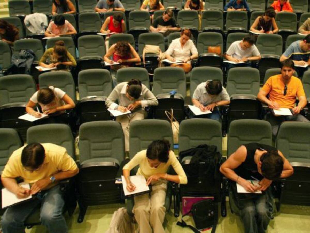 Estudiante y profesores creen que el calendario académico no tiene lógica