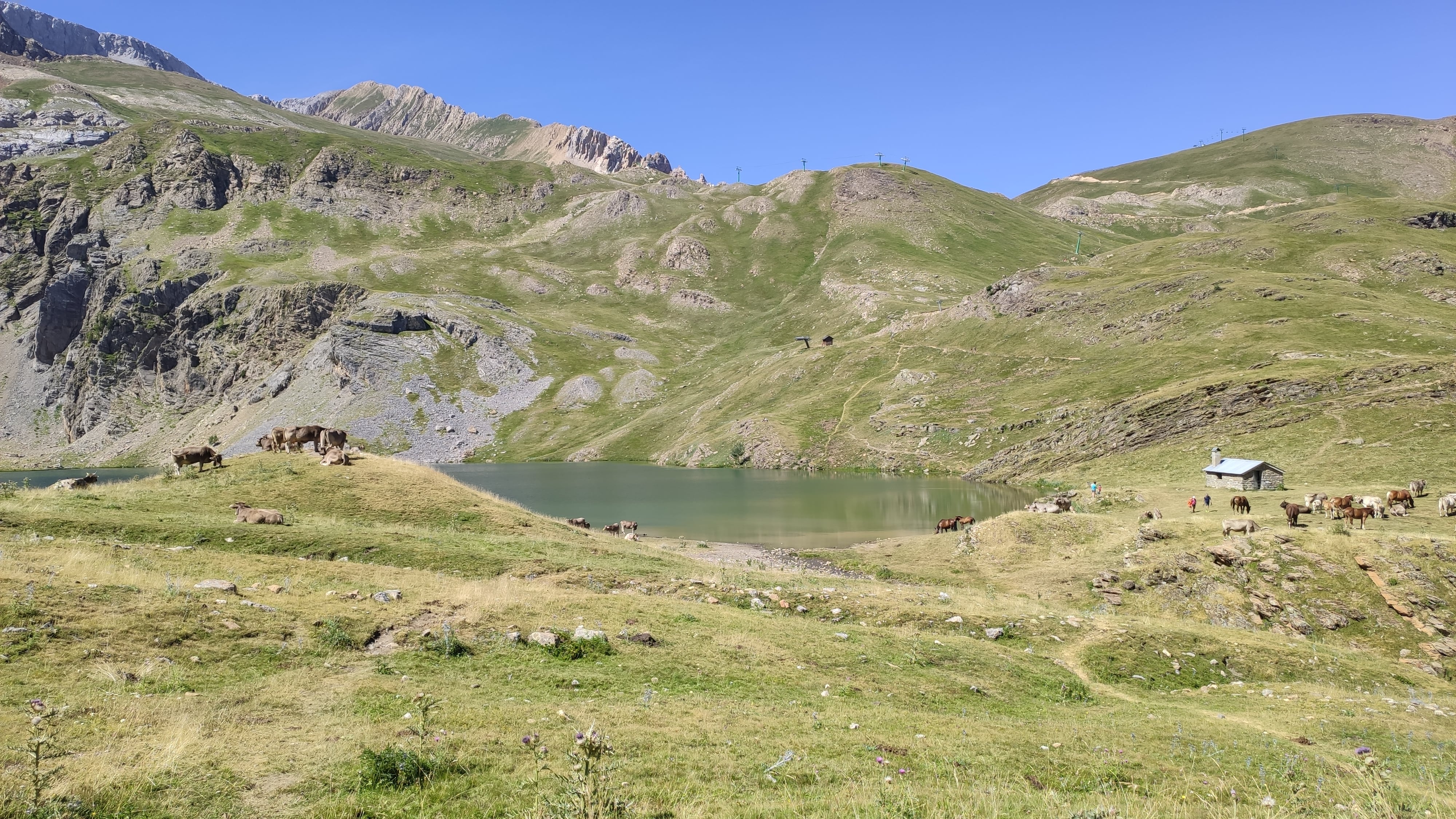 Ibón de Sabocos en el Pirineo aragonés