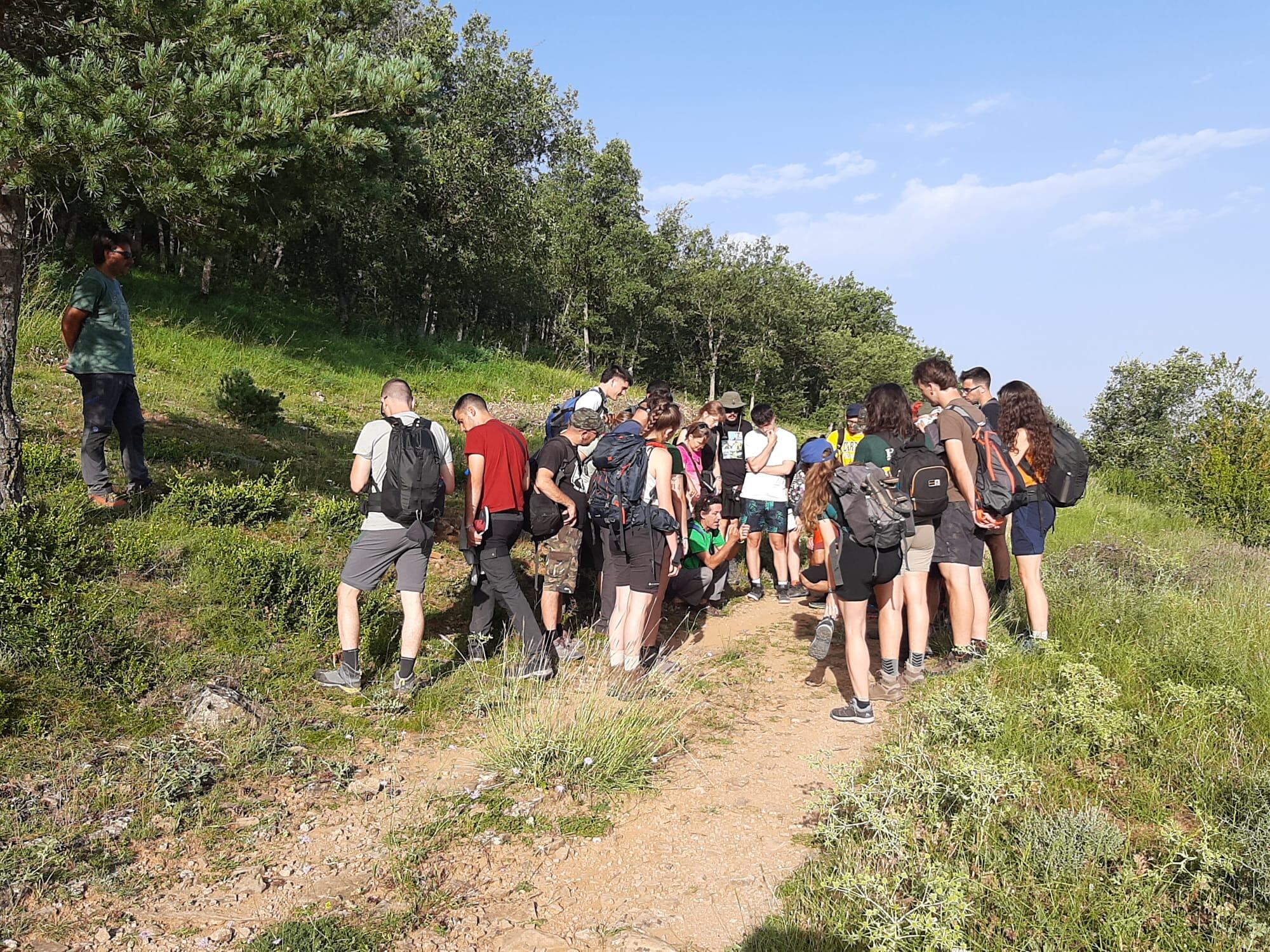 Los alumnos en un momento del curso Mamíferos del Pirineo de los Cursos de Verano