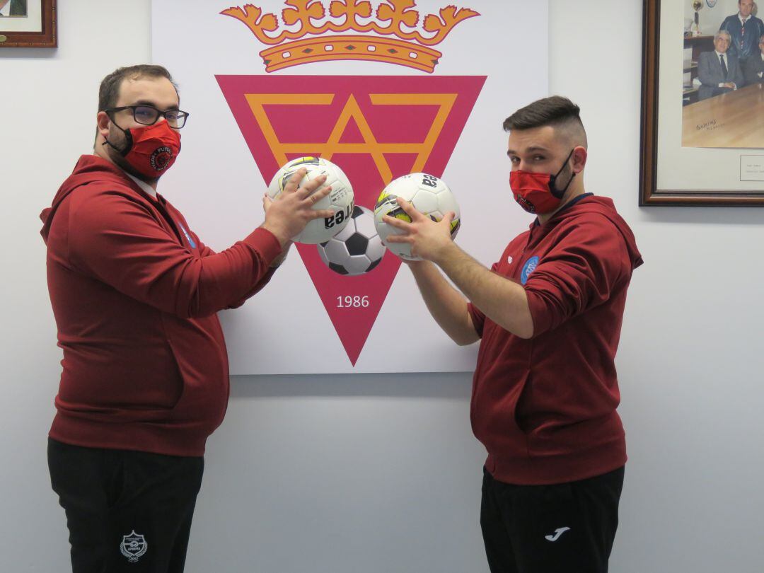 Dos miembros del equipo Royal Gasteiz Apdema.