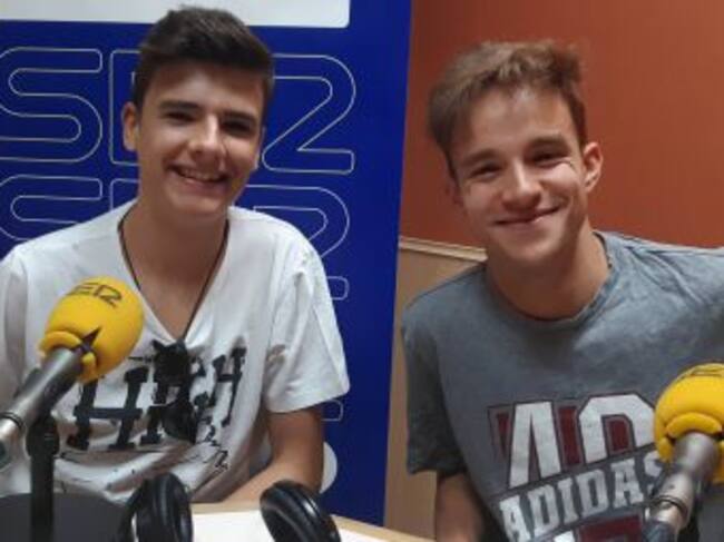 Alex Quijada (d) y Guille Jurado son dos de los doce atletas que participan en esta carrera.