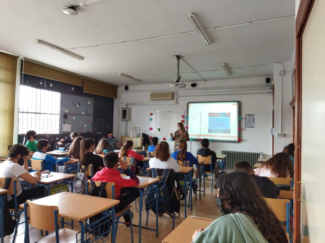 Sesión de prevención de drogodependencias al alumnado de Andújar.