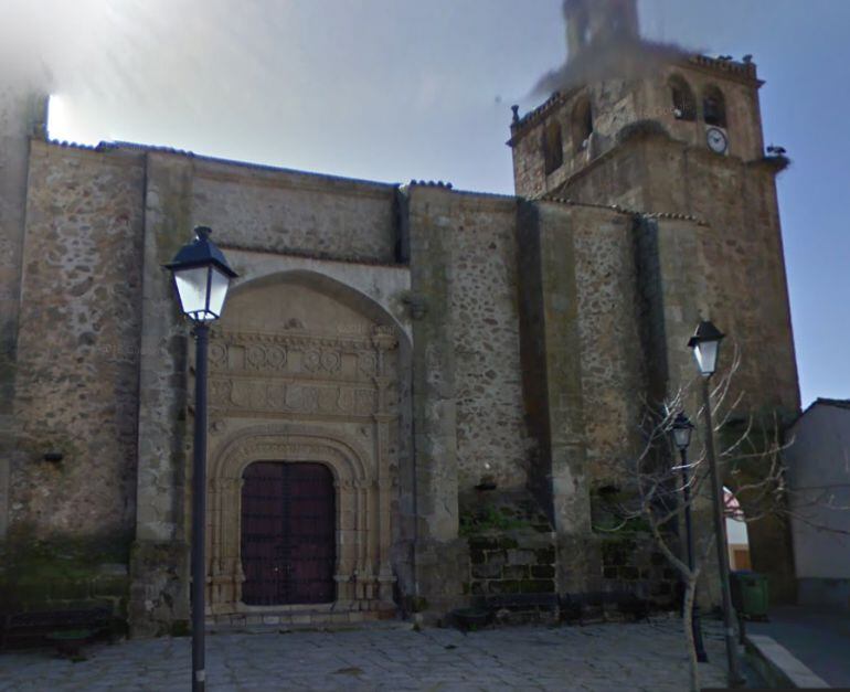 Iglesia de Arroyomolinos de Montánchez