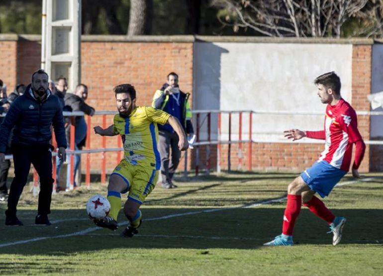 Javichu (d) ha sido uno de los recién llegados, mientras que Simón (d) fue uno de los que ha abandonado el proyecto blanquiazul.