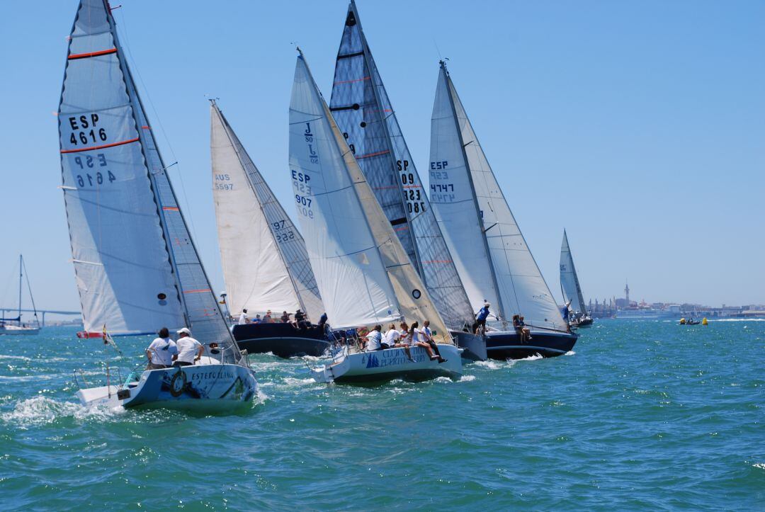 XIV Liga de Cruceros disputada en aguas de la Bahía de Cádiz