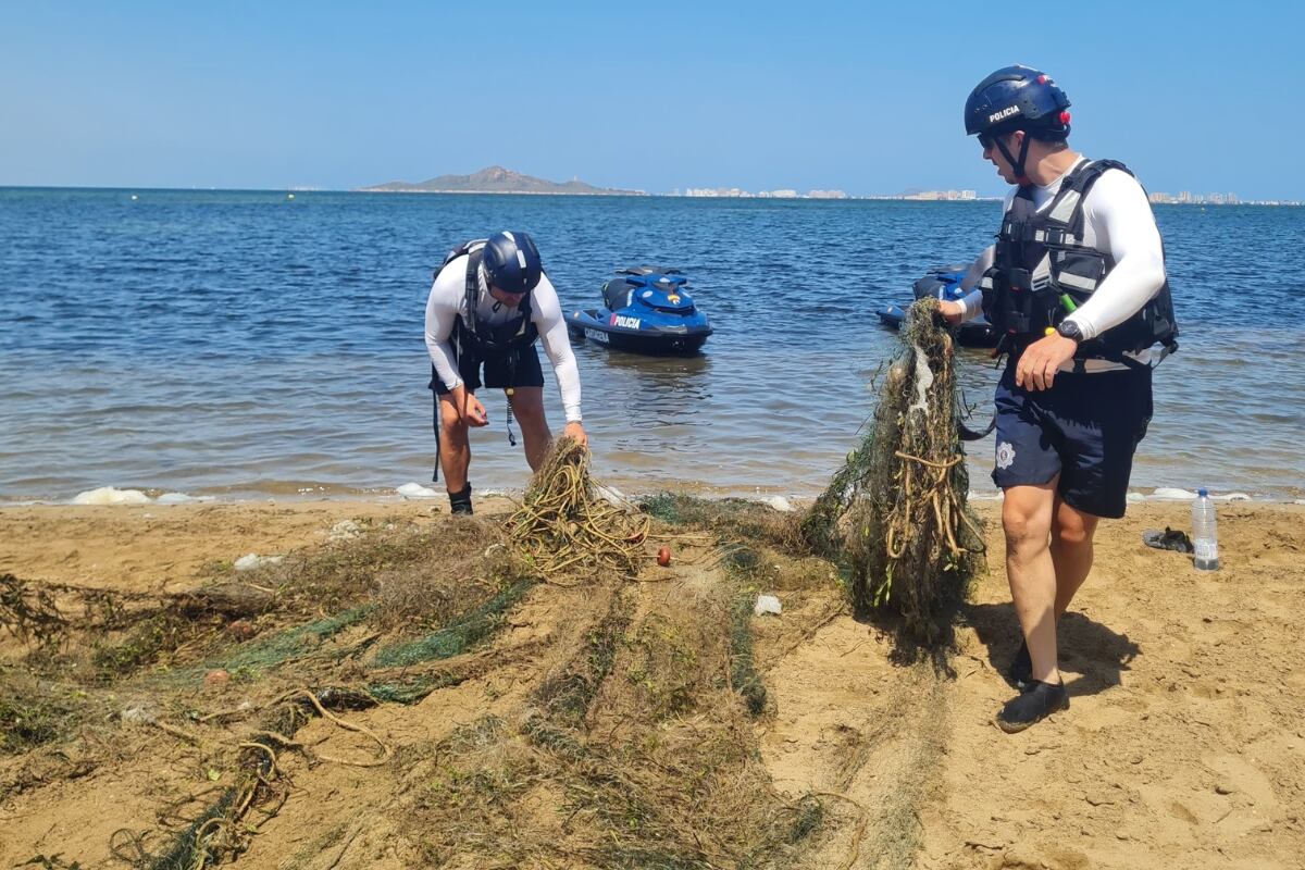 Una red fantasma en el Mar Menor: intervención de la Policía Local en Los Nietos