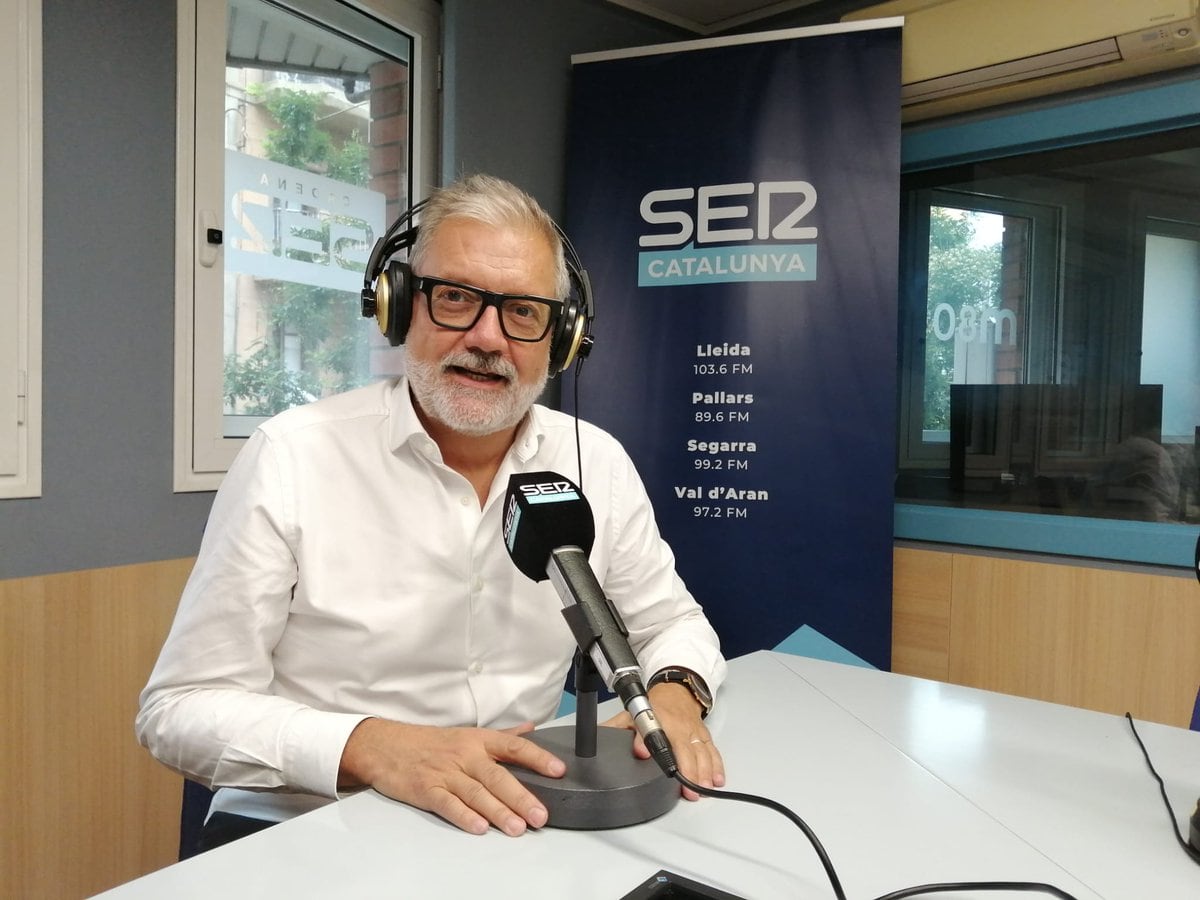 Fèlix Larrosa, l'alcalde de Lleida, durant l'entrevista a Ràdio Lleida aquest divendres, 15 de setembre.