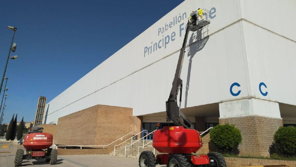 Comienza el repintado del Pabellón "Príncipe Felipe"