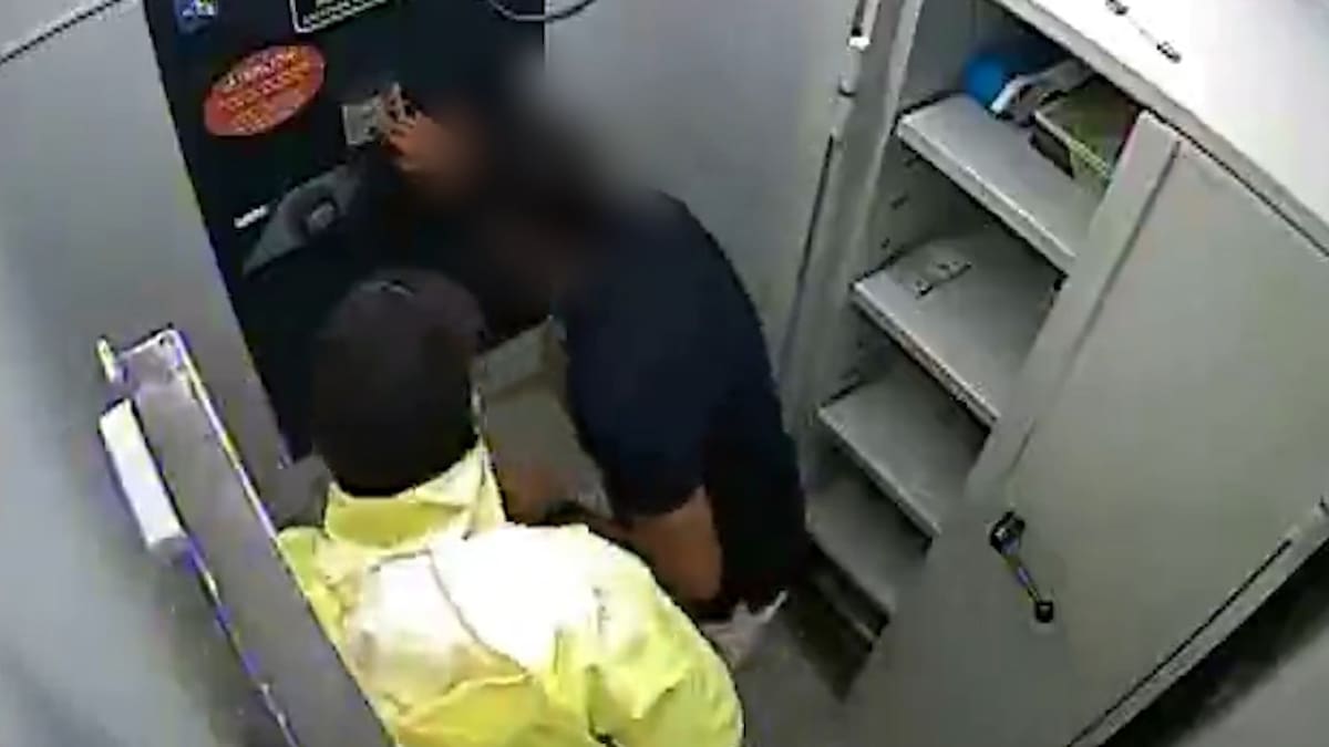 Ana Martín, portavoz de la Guardia Civil, repasa la operación en la que se ha detenido a tres atracadores de bancos en Leganés y Torrejón de la Calzada