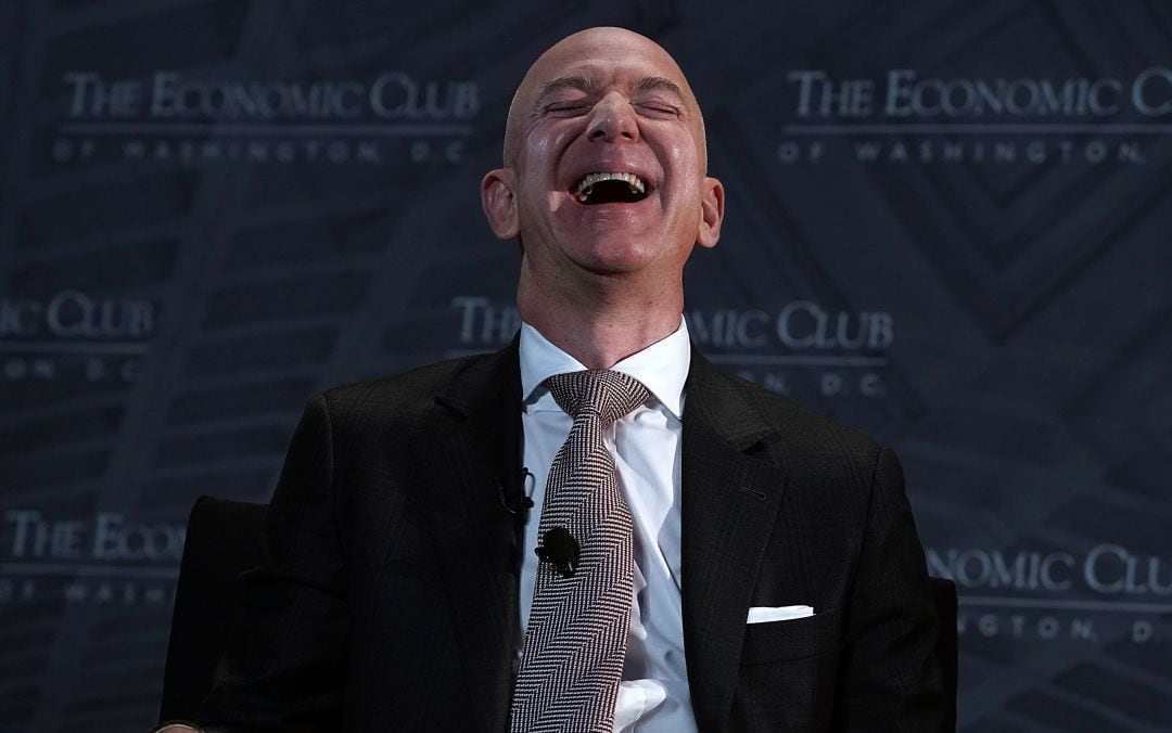 Jeff Bezos se impone.