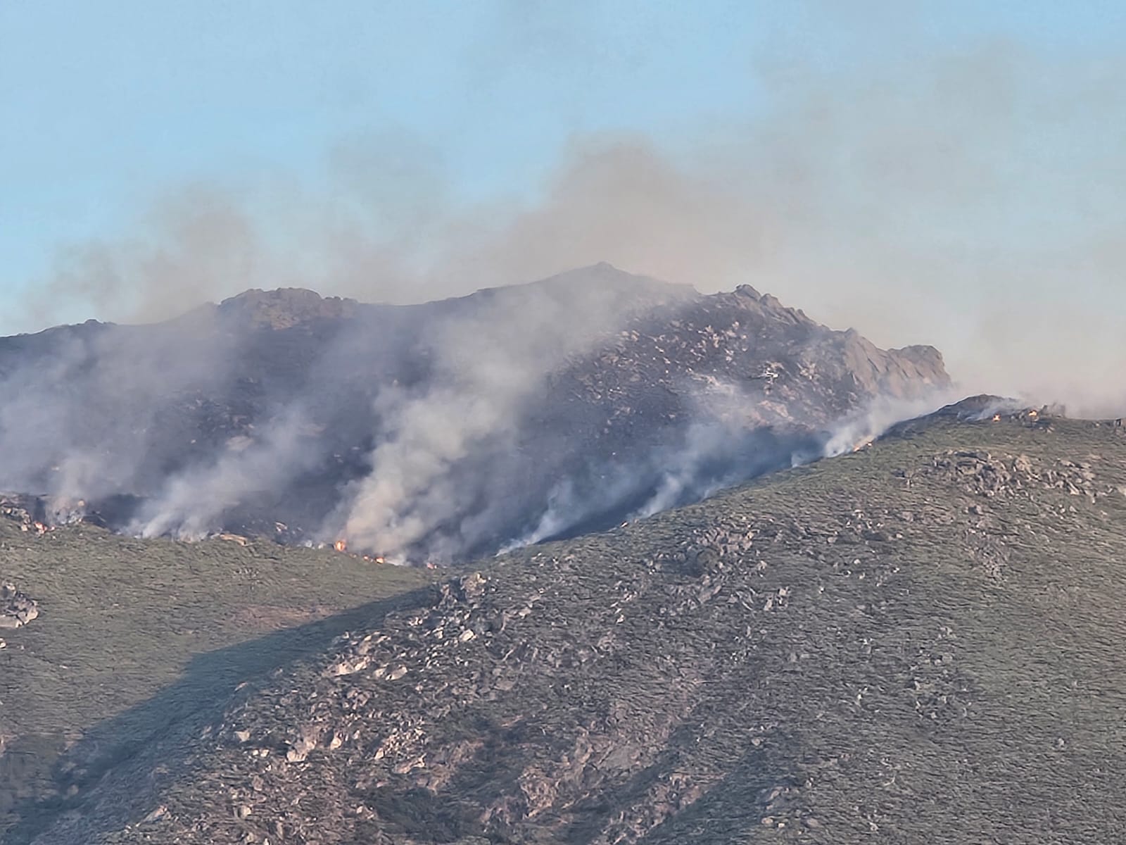 Imagen del incendio de Jarilla en la vertiente de Salamanca, ya en la Sierra de Béjar/Cadena SER