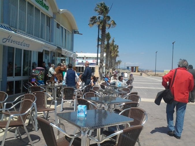 Imagen de una de las terrazas de la playa de la Malvarrosa de Valencia