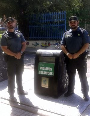 El contenedor de basura donde se encontró al bebé