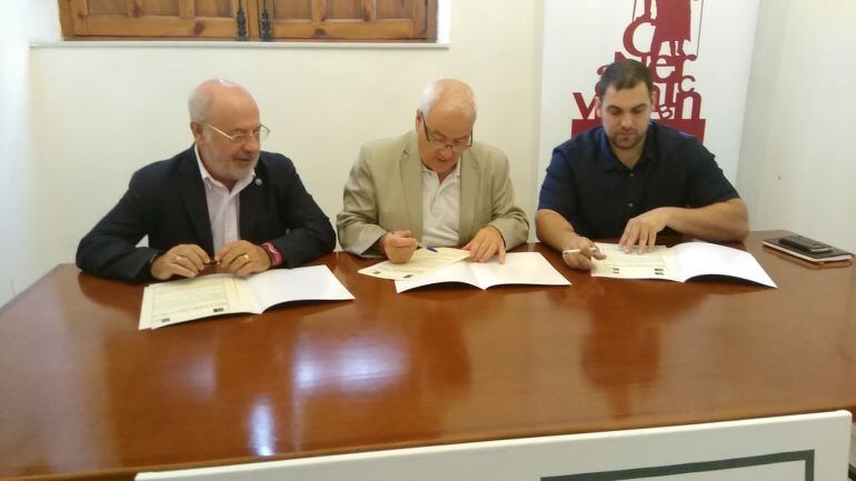 Joaquín Arias, Andrés Medina y Pablo Lozano.