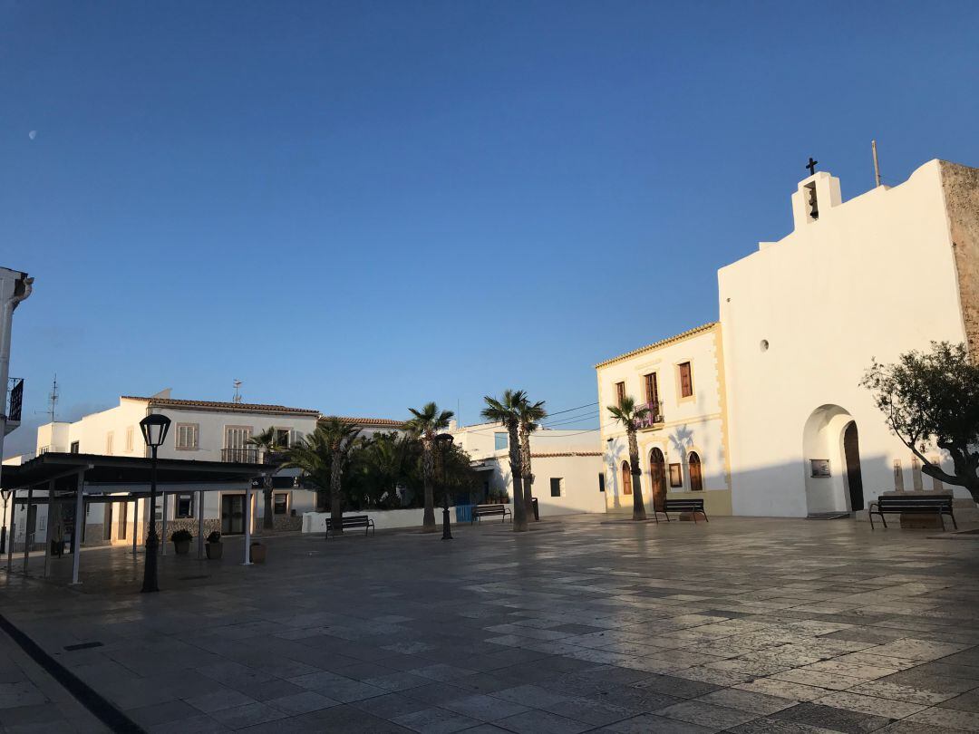 Imagen de las calles de Formentera vacías de gente