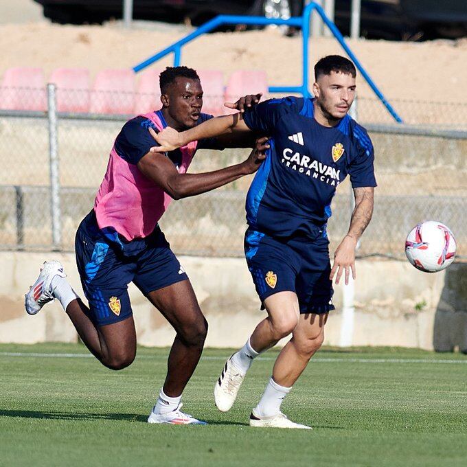 Imagen del partidillo en la Ciudad Deportiva /Real Zaragoza