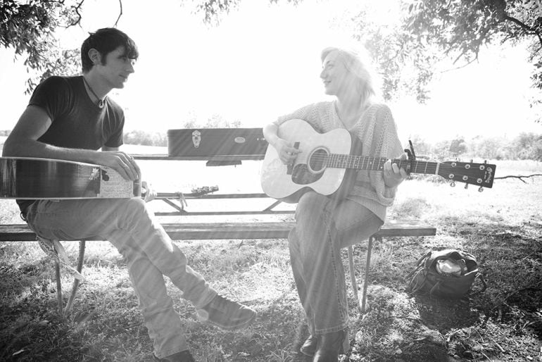 El cantante de los Avett Brothers graba junto a Jessica Lea Mayfield un disco de versiones del fallecido Elliott Smith 