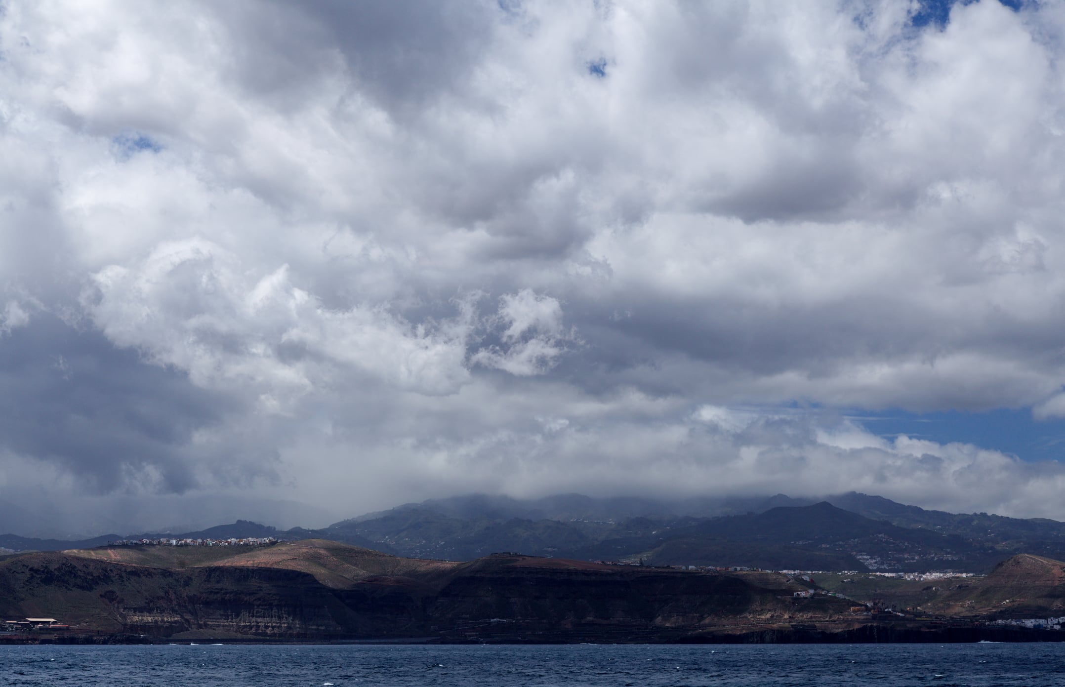 Canarias vivirá un viernes más revuelto, con lluvias y viento, seguido de un fin de semana más estable