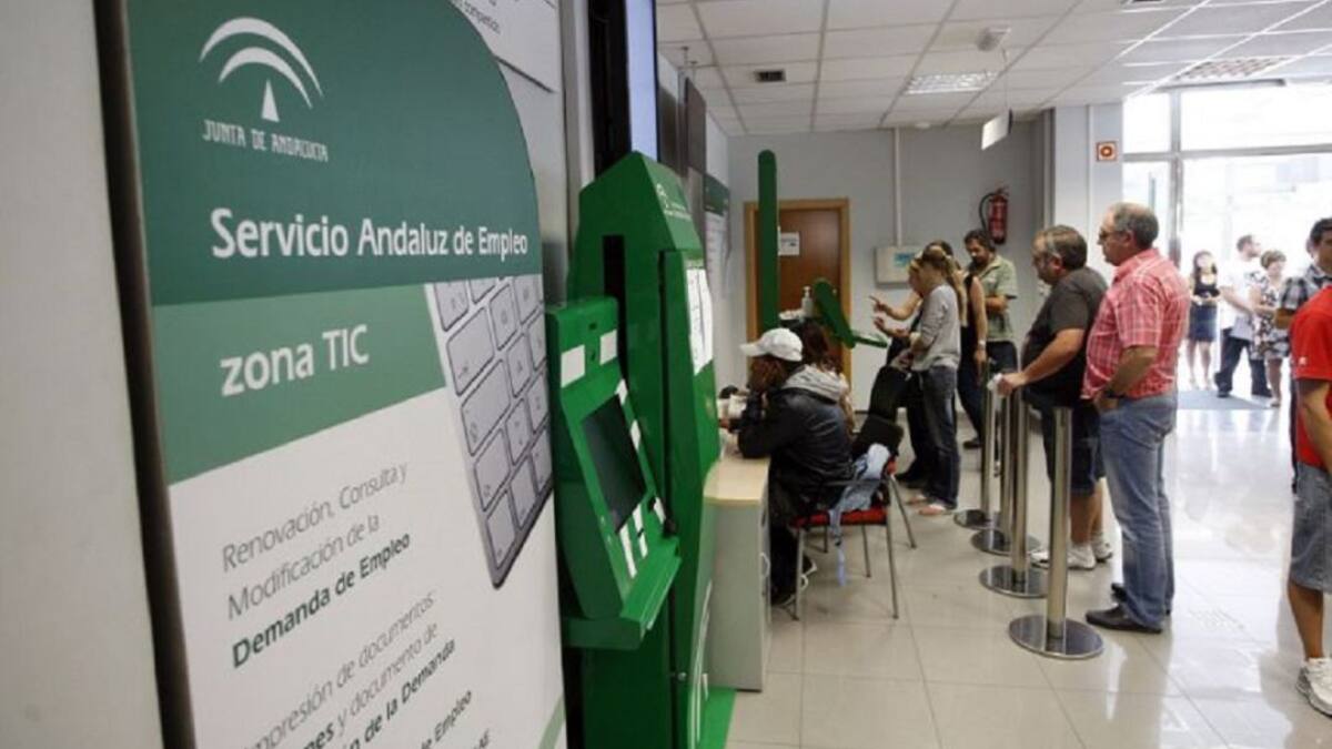 Entrevista a Antonio Brasero, director provincial del SEPE. Hoy por hoy Córdoba