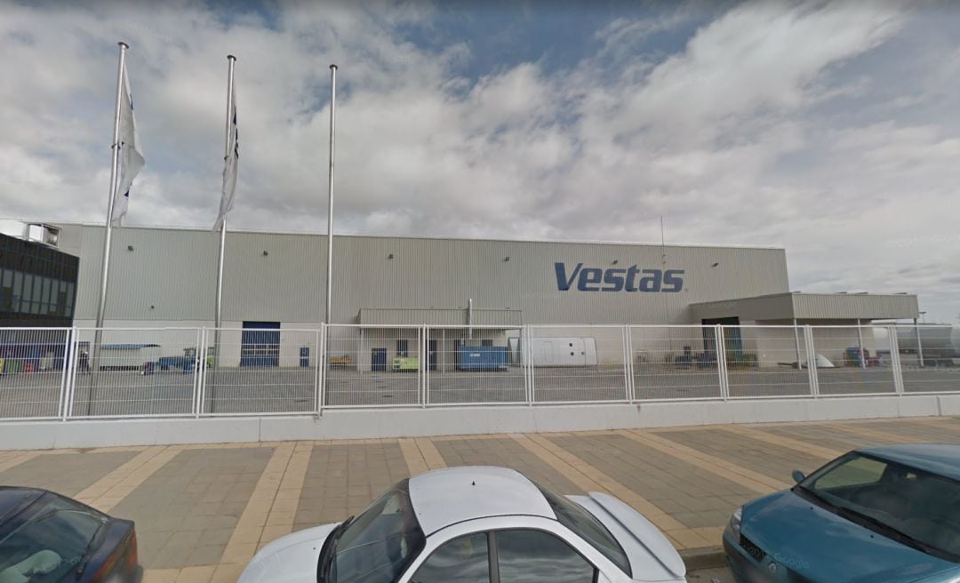 Entrada de la planta de Vestas en Villadangos