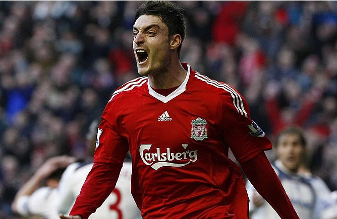 Albert Riera marcó el primer tanto de los reds ante el Bolton