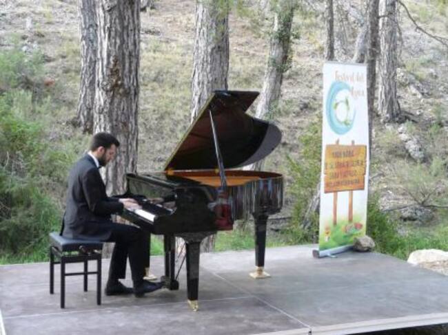 Concierto de pieano en armonía con la naturaleza