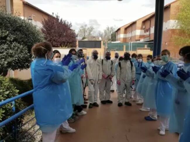 Empleadas de un centro socio-sanitario agradecen la labor