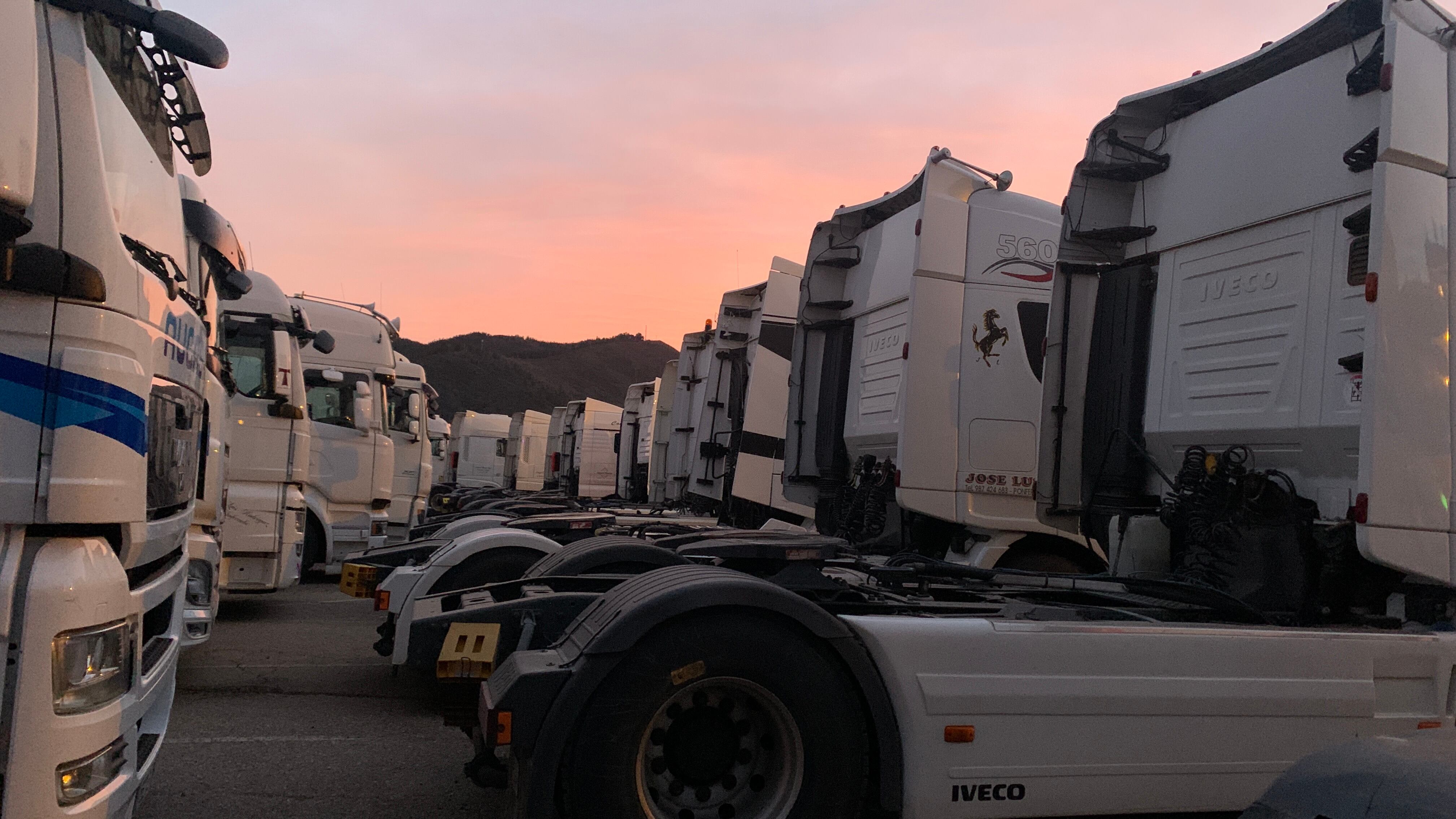 Continua el paro indefinido en el sector del transporte