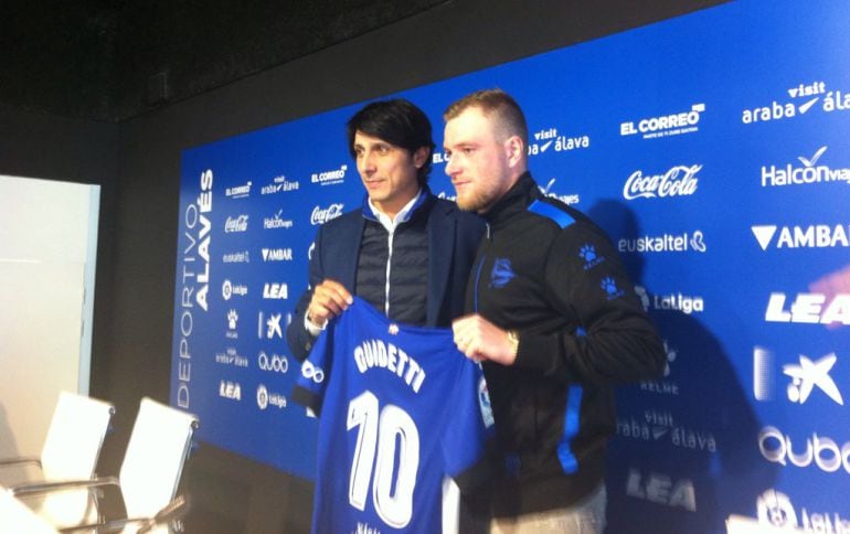 Sergio Fernández y John Guidetti en la presentación.