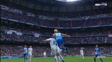 La acción de la polémica,