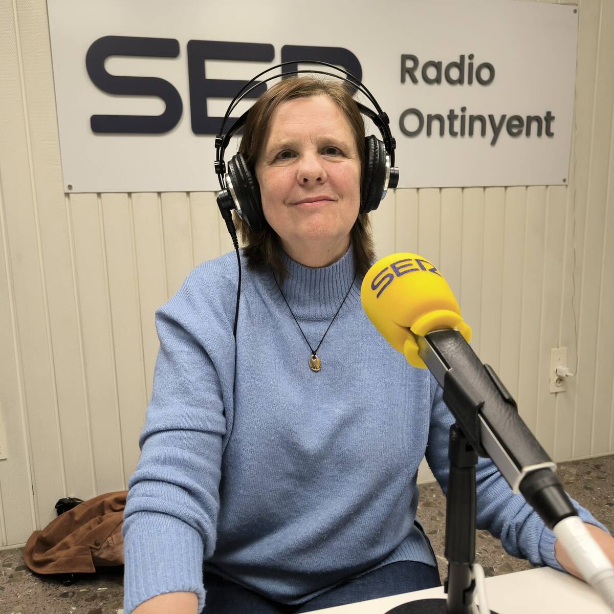 Sayo Gandia explica en Radio Ontinyent el nuevo sistema de recogida de residuos de la ciudad