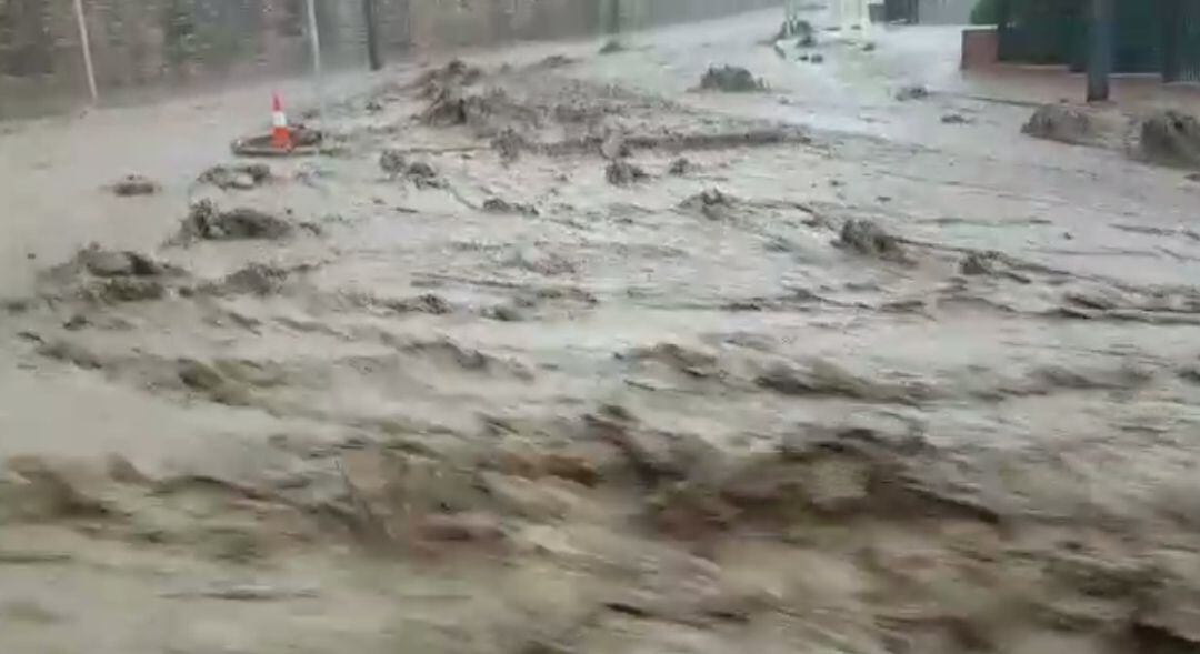 Imagen de la riada en Setenil de las Bodegas