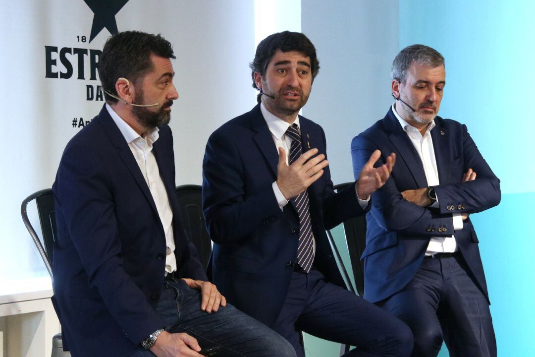El conseller de Polítiques Digitals, Jordi Puigneró; el primer tinent d’alcalde de Barcelona, Jaume Collboni; i el director de Corporate Affairs de Mobile World Capital Barcelona, Juan Baselga