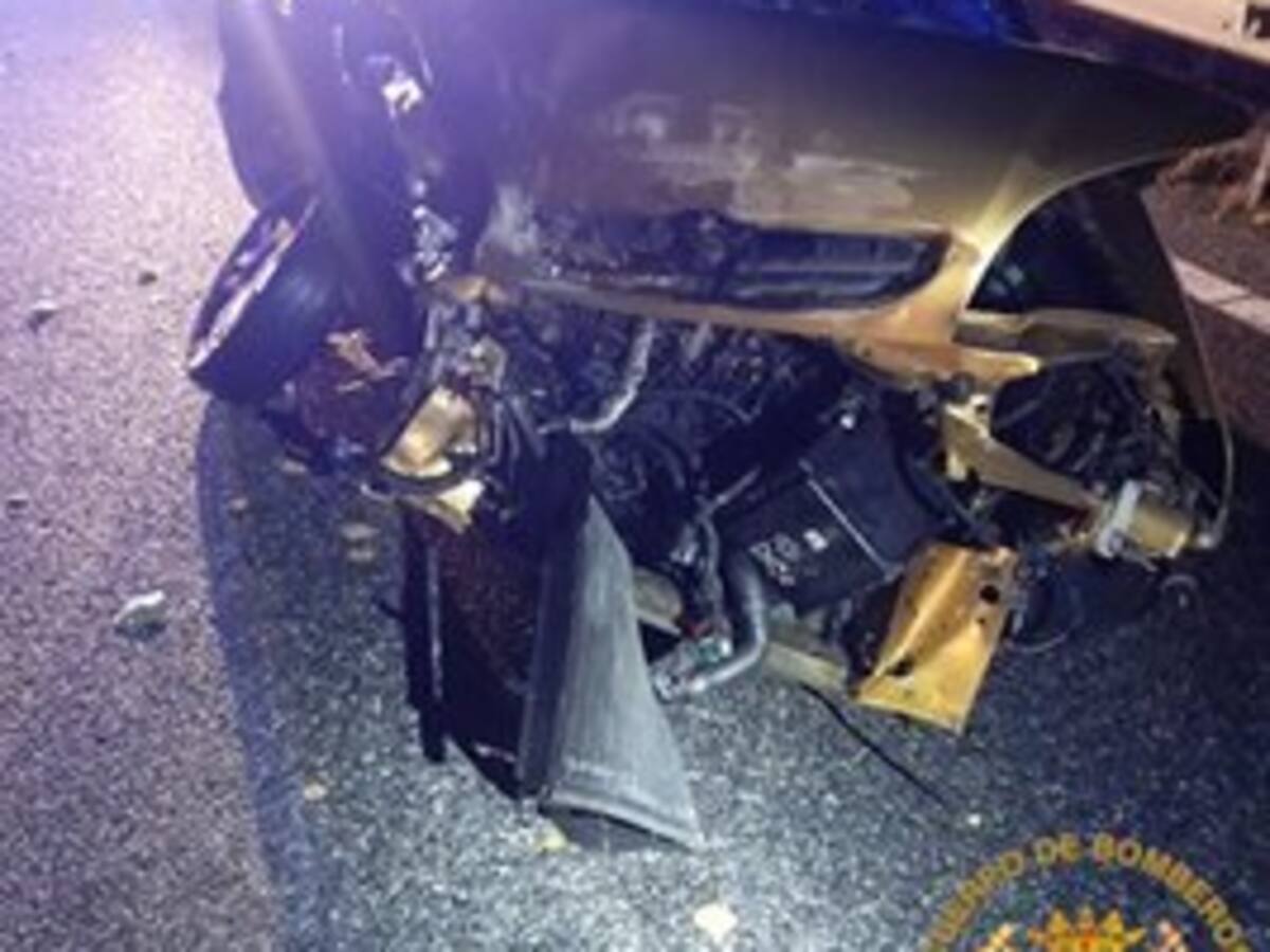 Un joven resulta herido leve en un choque en la A-1