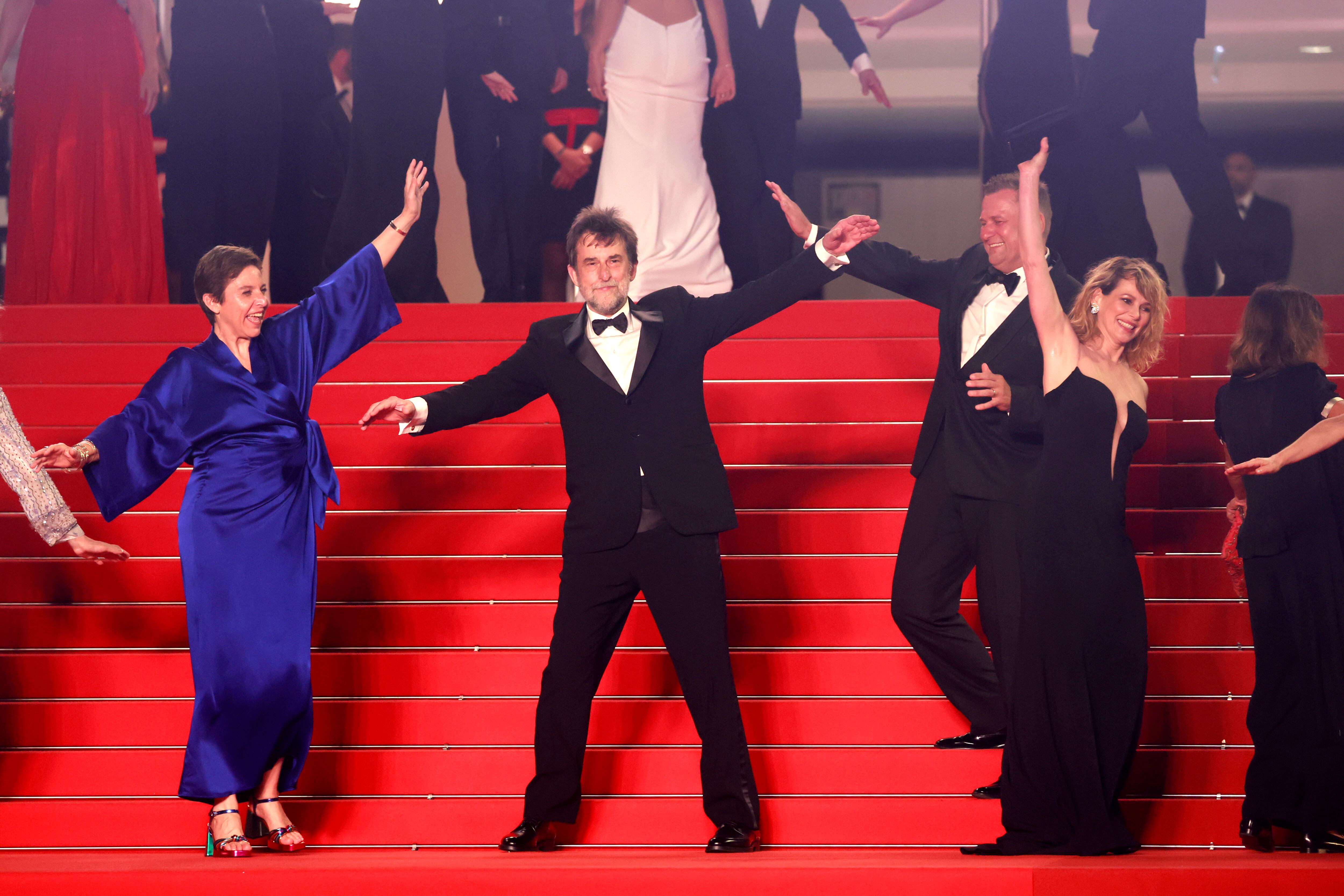 Cannes (France), 24/05/2023.- (L-R) Federica Pontremoli, director Nanni Moretti, Zsolt Anger and Barbora Bobulova arrive for the screening of &#039;Il Sol Dell&#039;Äôavvenire (A Brighter Tomorrow)&#039; during the 76th annual Cannes Film Festival, in Cannes, France, 24 May 2023. The movie is presented in the Official Competition of the festival which runs from 16 to 27 May. (Cine, Francia, Laos) EFE/EPA/GUILLAUME HORCAJUELO
