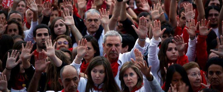 Concentración en Pamplona en contra de las agresiones sexuales en las fiestas de San Fermín