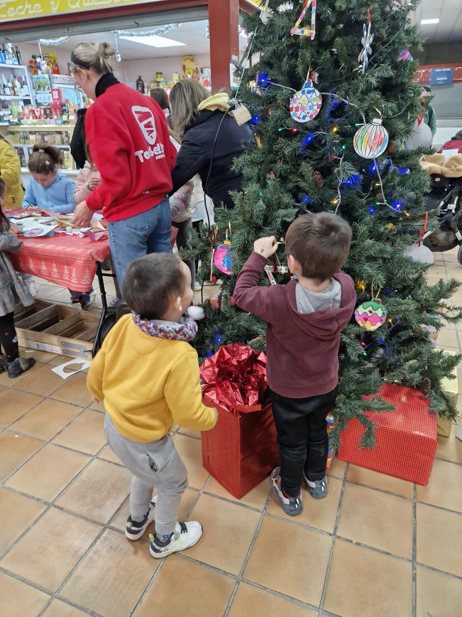 Actos de navidad en el mercado municipal