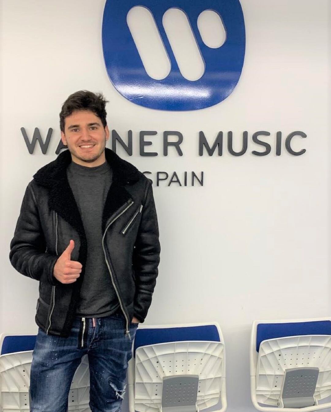 Pepe Bernabé, afronta una nueva etapa musical de la mano de Warner Music