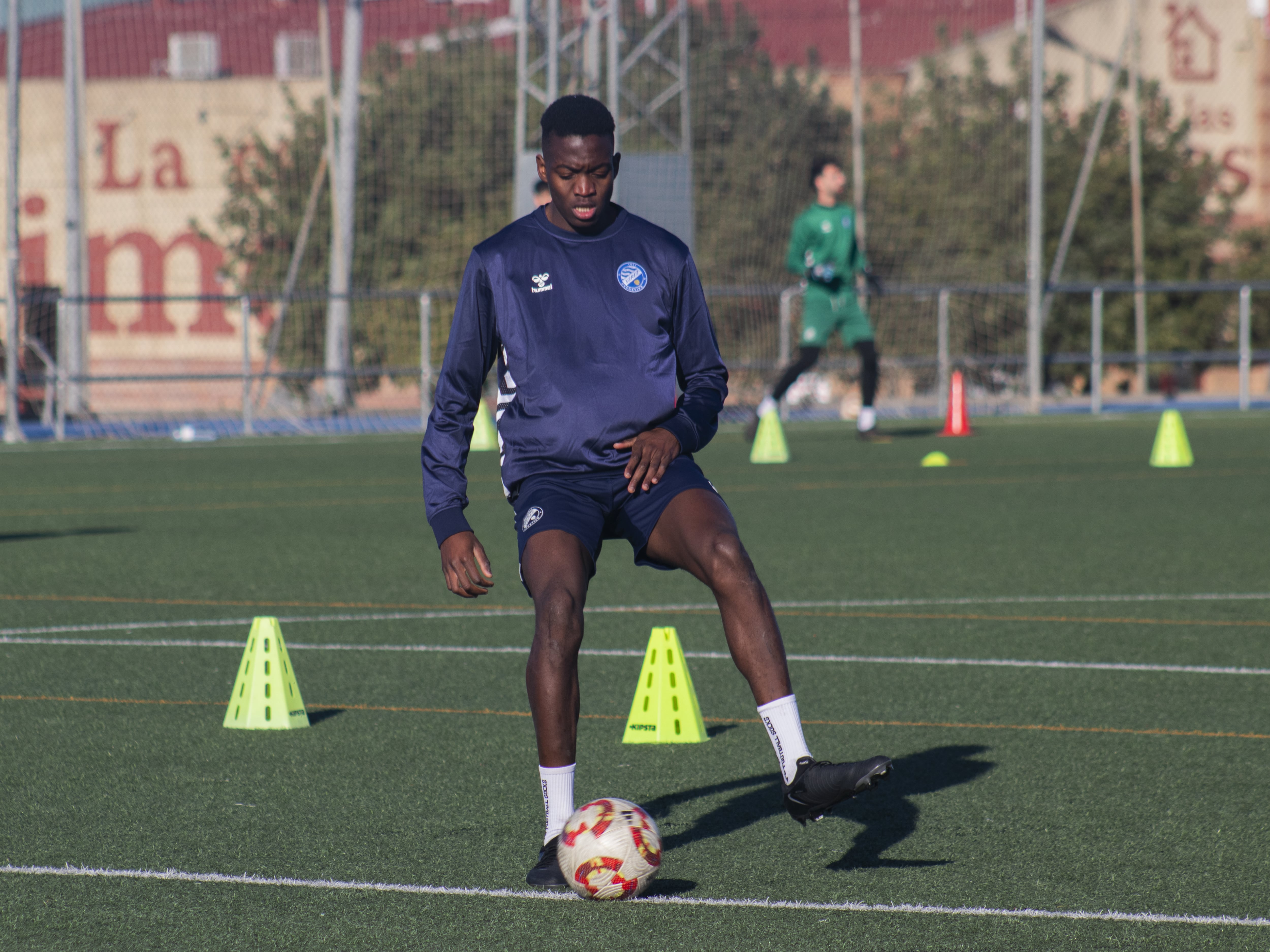 Ingoma Mwanza entrenando este jueves en Picadueñas